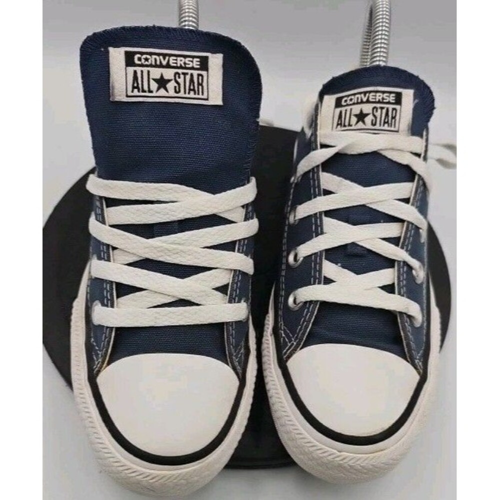 Converse All Star Shoes Sz 4 unisex